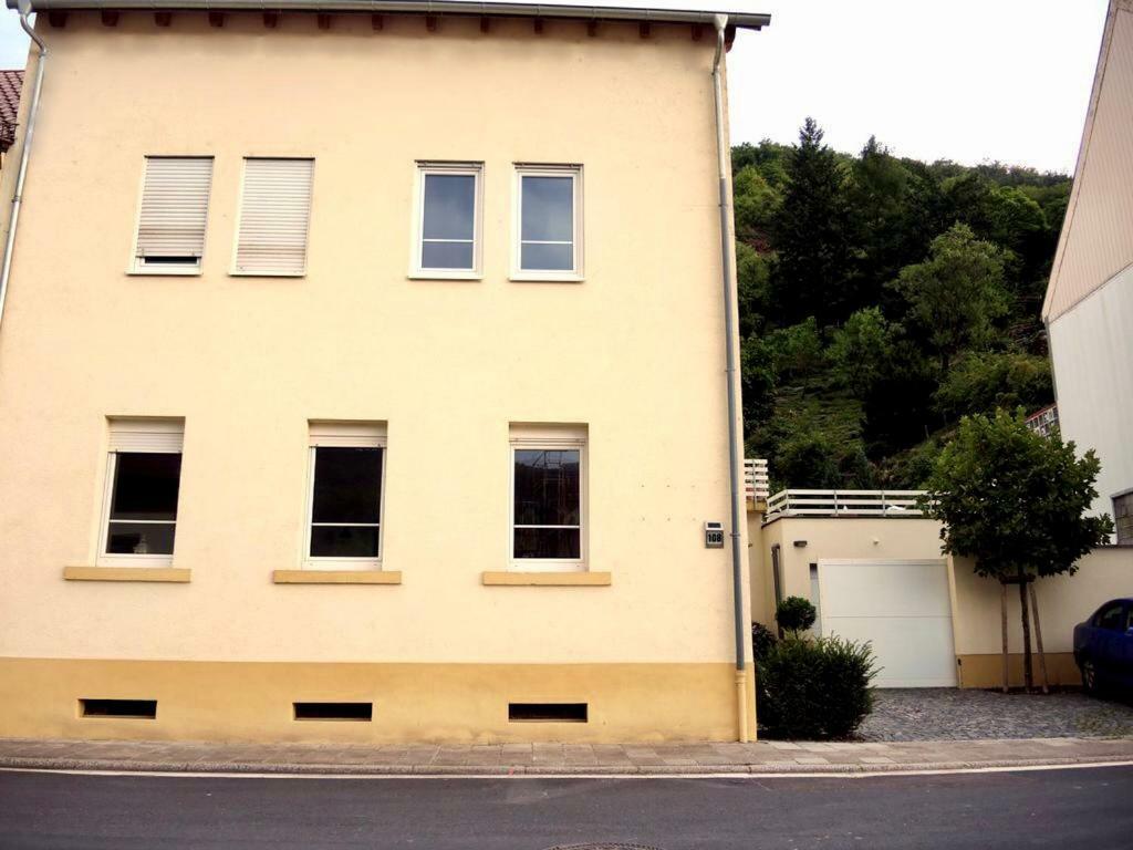 Modernes Apartment - Neustadt/Weinstrasse Stadt Neustadt an der Weinstraße Zewnętrze zdjęcie